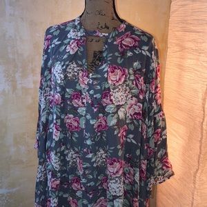 Beautiful flowing long top